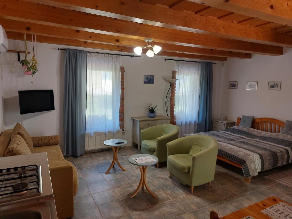 Negy Evszak Apartmanhaz Zalakaros Bagian luar foto
